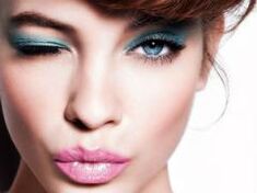 hogyan lehet otthon megfiatalítani az arcbőrt