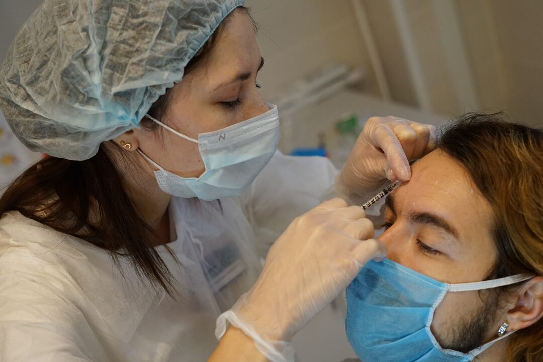 Botulinum terápia - injekciós eljárás az arcbőr megújítására