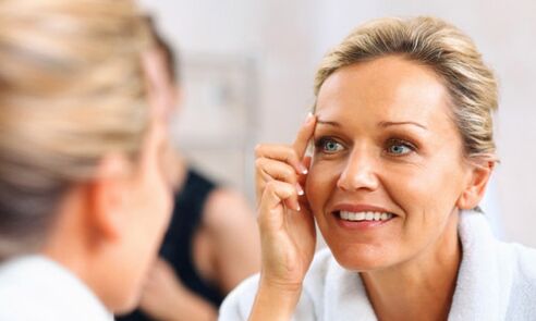 A nők elégedettek az arcbőr megfiatalításának eredményeivel a nem műtéti liftingnek köszönhetően